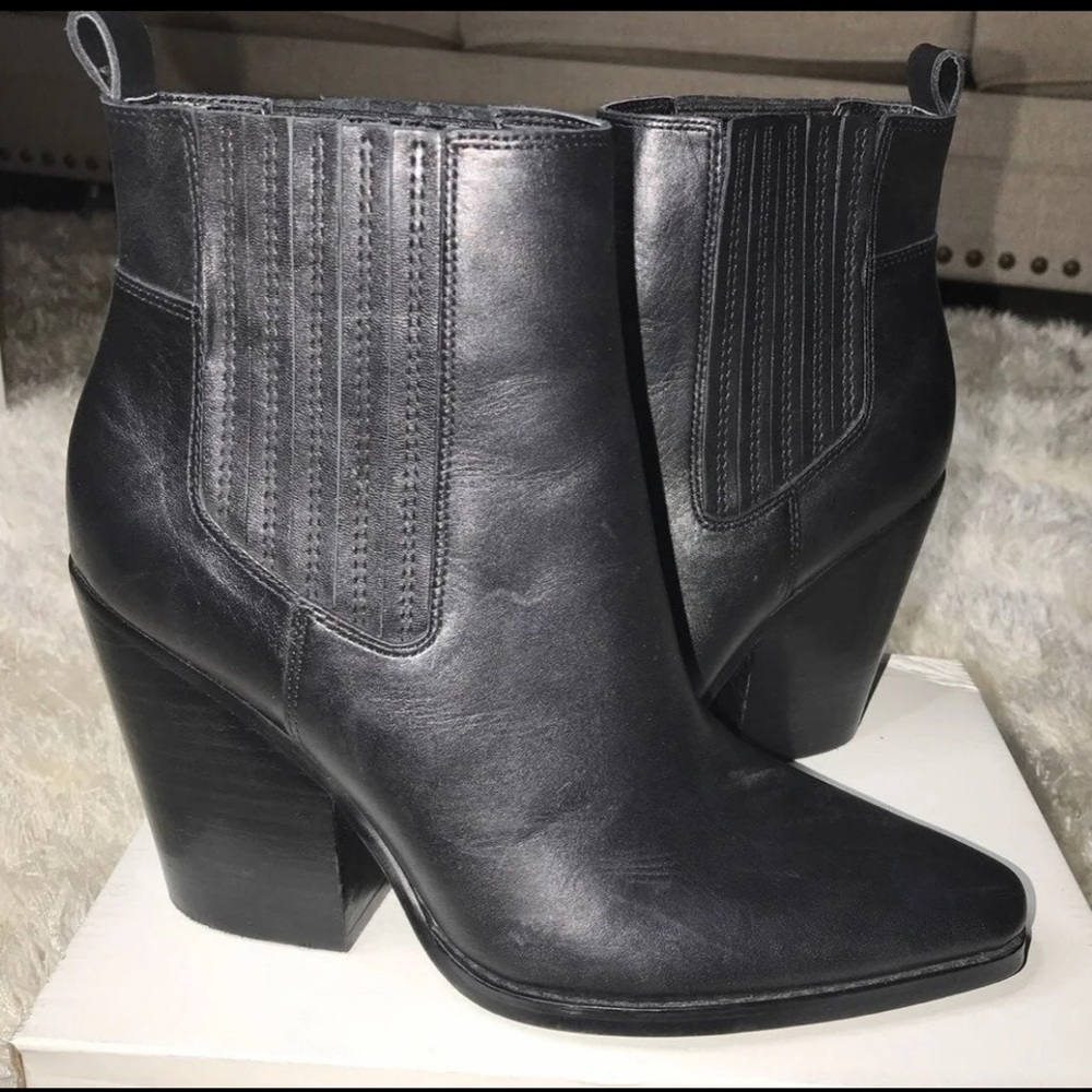 Kendall + Kylie heeled boots